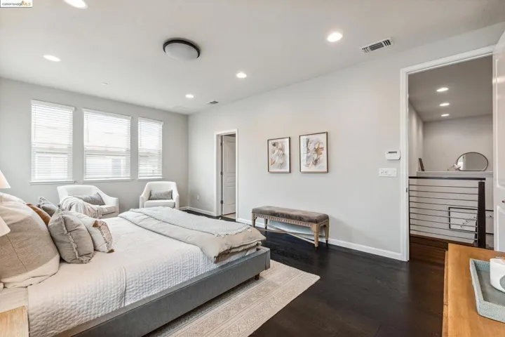 6611 Donlon Way, Dublin, California 94568-4697