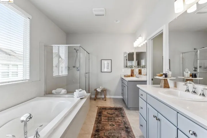 6611 Donlon Way, Dublin, California 94568-4697
