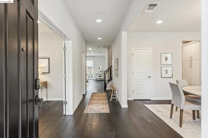 6611 Donlon Way, Dublin, California 94568-4697