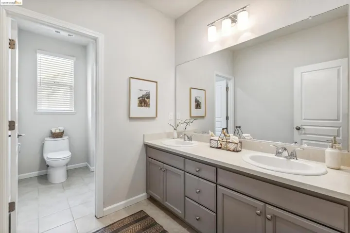 6611 Donlon Way, Dublin, California 94568-4697