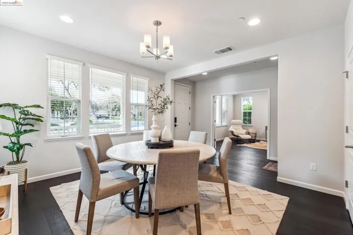 6611 Donlon Way, Dublin, California 94568-4697