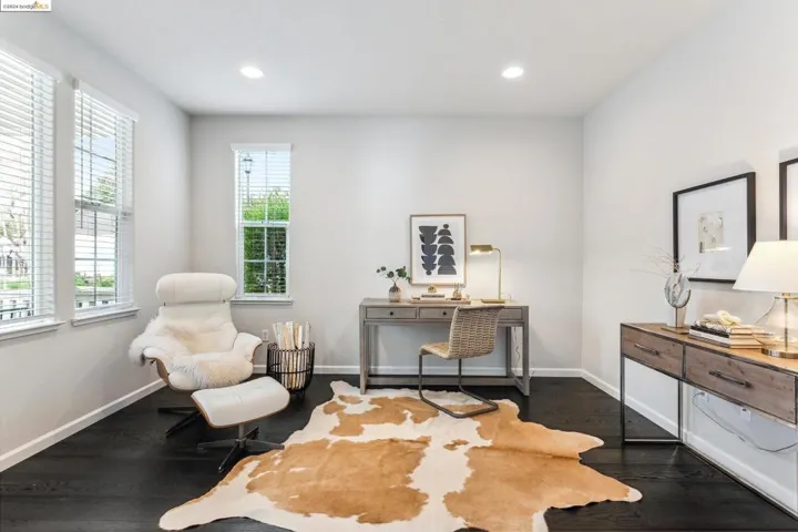 6611 Donlon Way, Dublin, California 94568-4697