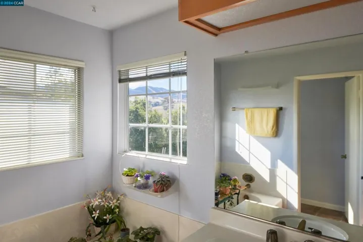 5272 Pebble Glen Dr, Concord, California 94521-4535