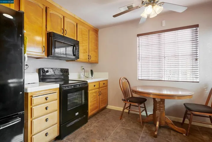 5272 Pebble Glen Dr, Concord, California 94521-4535