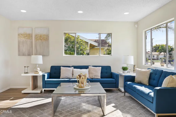 8429 Alameda-17