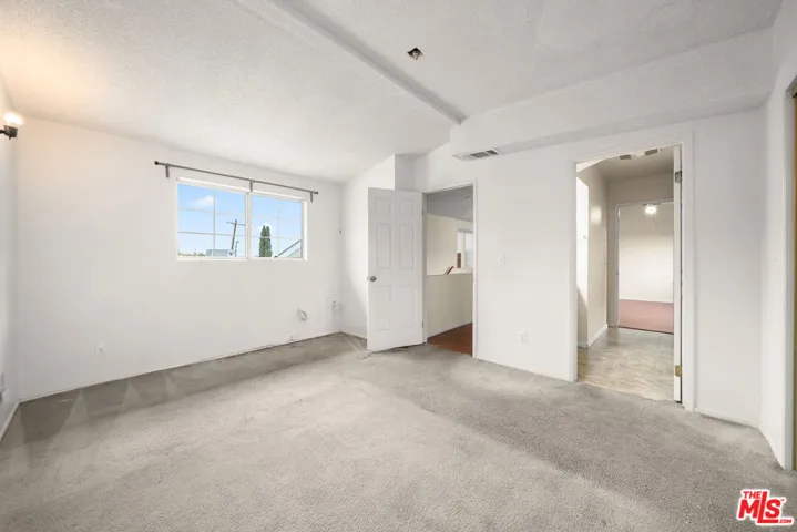 1897 Seigneur Avenue, Los Angeles, California 90032