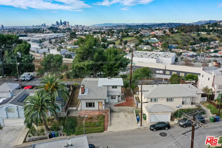 1897 Seigneur Avenue, Los Angeles, California 90032