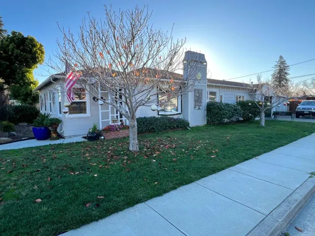 637 Trevethan Avenue, Santa Cruz, California 95065
