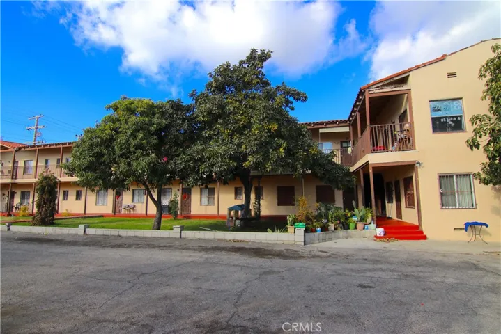 906 N Fries Avenue, Wilmington, California 90744