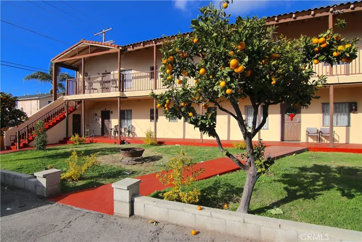 906 N Fries Avenue, Wilmington, California 90744