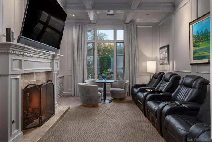18495 Calle La Serra, Rancho Santa Fe, California 92091