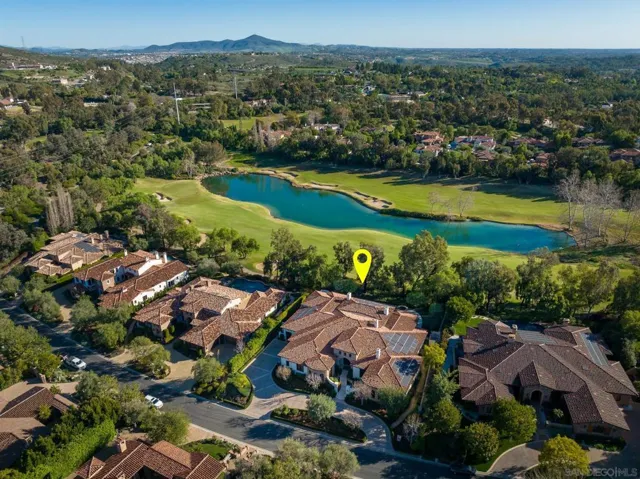 18495 Calle La Serra, Rancho Santa Fe, California 92091