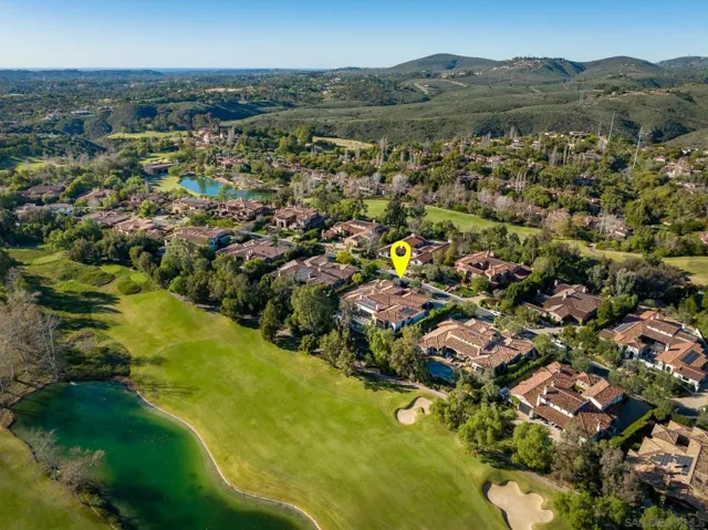 18495 Calle La Serra, Rancho Santa Fe, California 92091