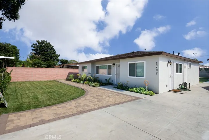 3708 W Washington Avenue, Santa Ana, California 92703