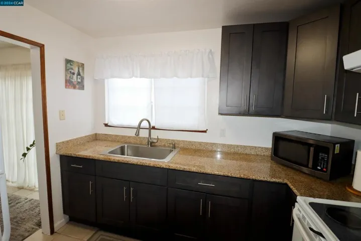 22 Merrimac Ct, Pittsburg, California 94565