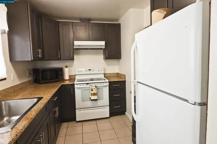 22 Merrimac Ct, Pittsburg, California 94565