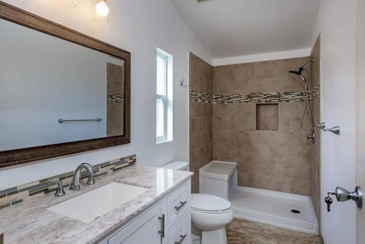 13536 Agua Dulce, Castroville, California 95012