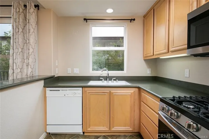 286 N Madison Avenue 301, Pasadena, California 91101
