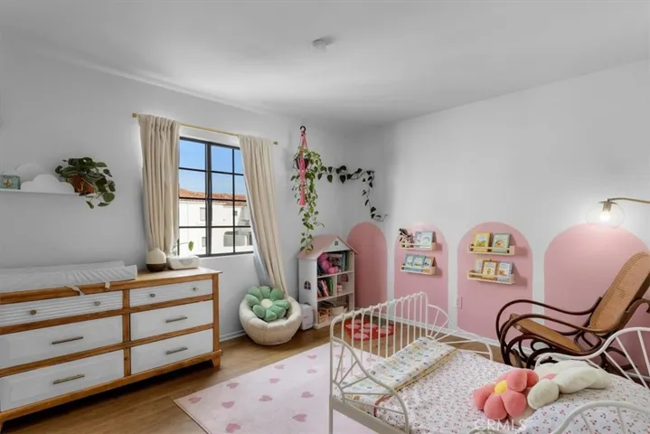529 W 220th Street 32, Carson, California 90745