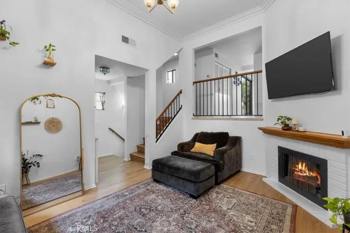 529 W 220th Street 32, Carson, California 90745