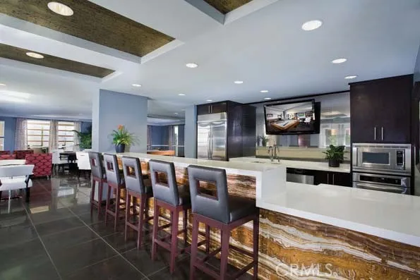 21301 Erwin Street 442, Woodland Hills, California 91367