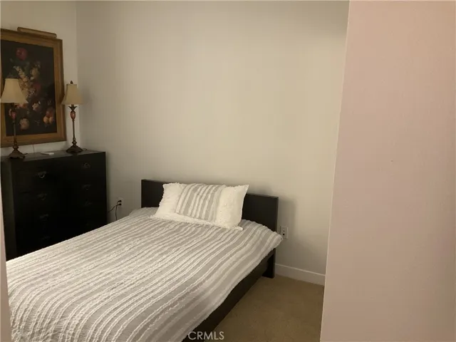 21301 Erwin Street 442, Woodland Hills, California 91367