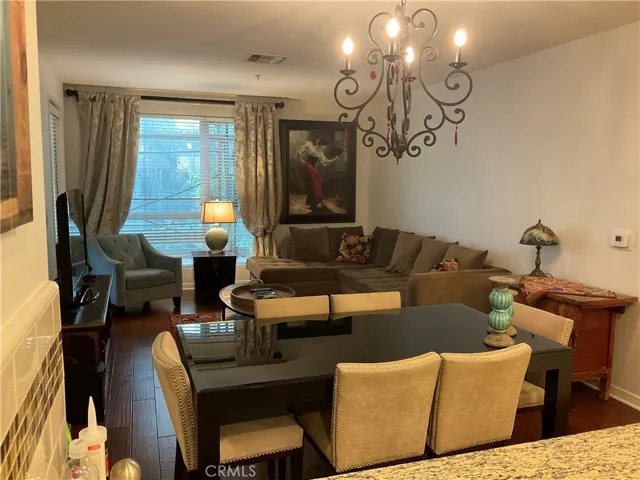 21301 Erwin Street 442, Woodland Hills, California 91367