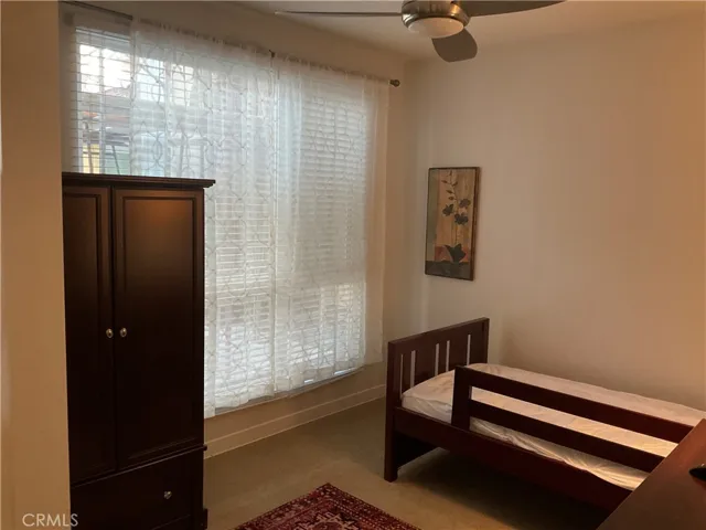 21301 Erwin Street 442, Woodland Hills, California 91367