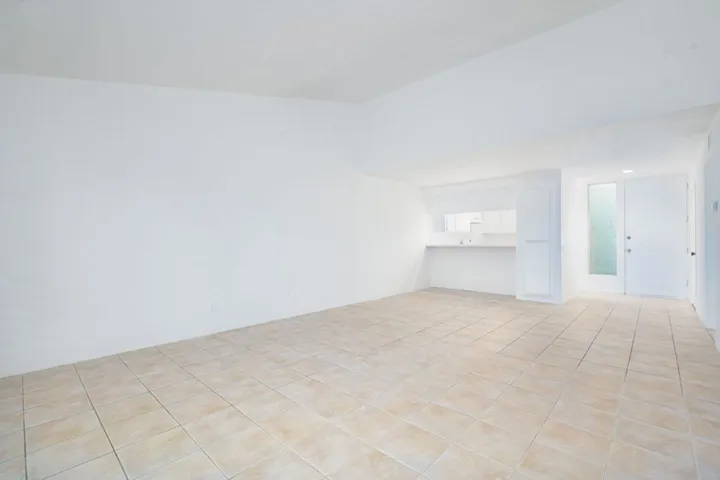 21-web-or-mls-LBLaVerne-21
