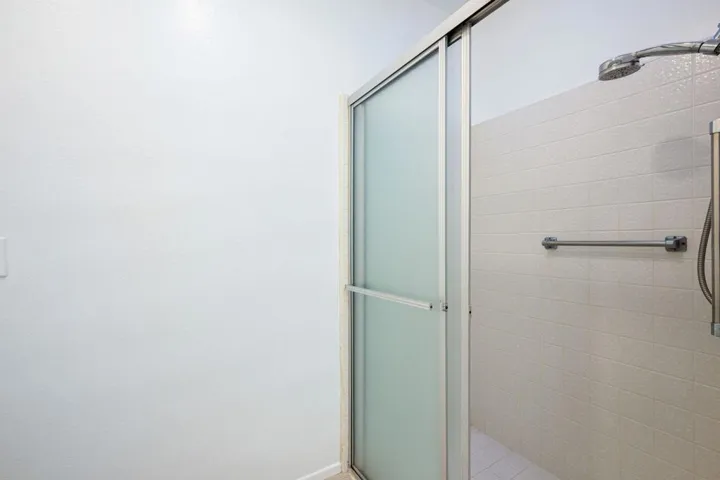 32-web-or-mls-LBLaVerne-32