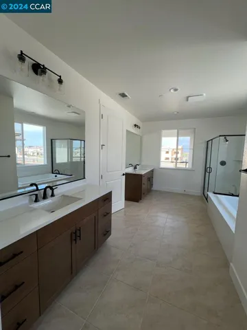 16251 Brownstone Ave., Lathrop, California 95330