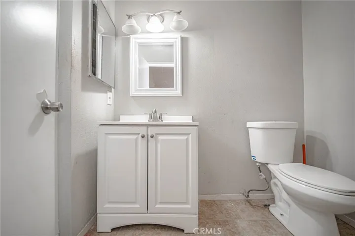 822 Landsford Street, Lancaster, California 93535