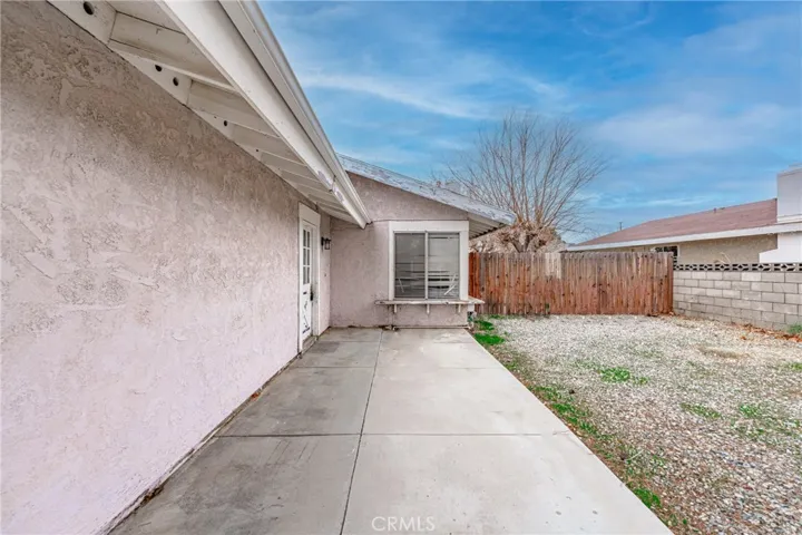 822 Landsford Street, Lancaster, California 93535