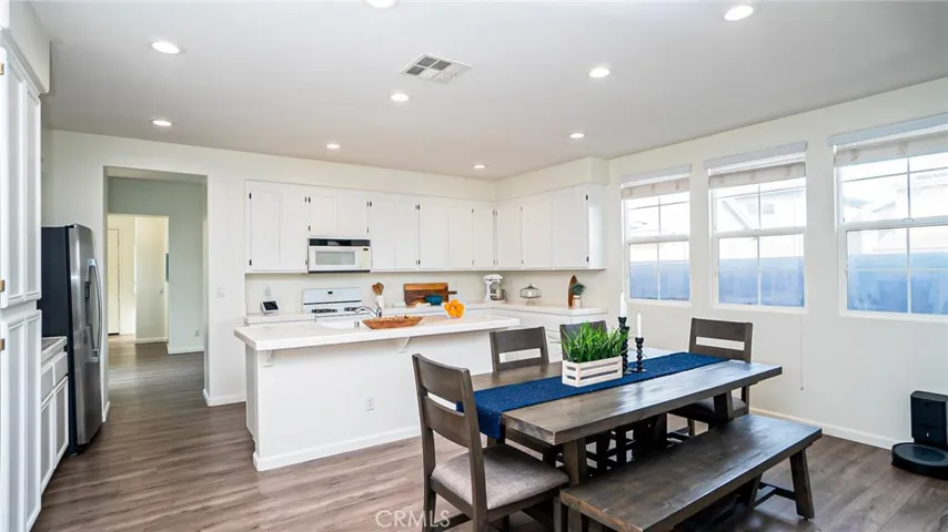 1525 Sweet Basil Circle, Hemet, California 92545