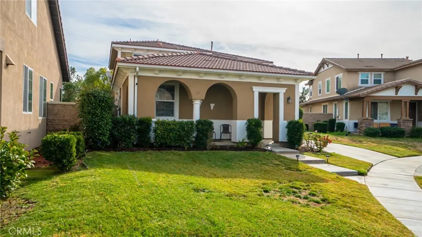 1525 Sweet Basil Circle, Hemet, California 92545