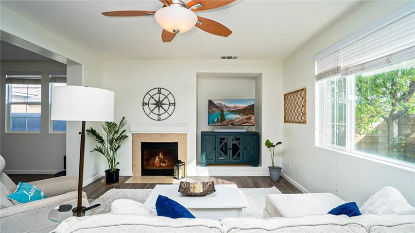 1525 Sweet Basil Circle, Hemet, California 92545