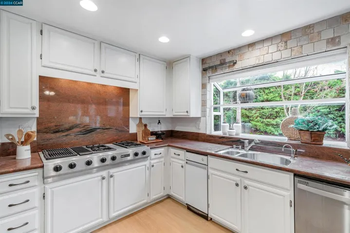 717 Liquidamber Pl, Danville, California 94506