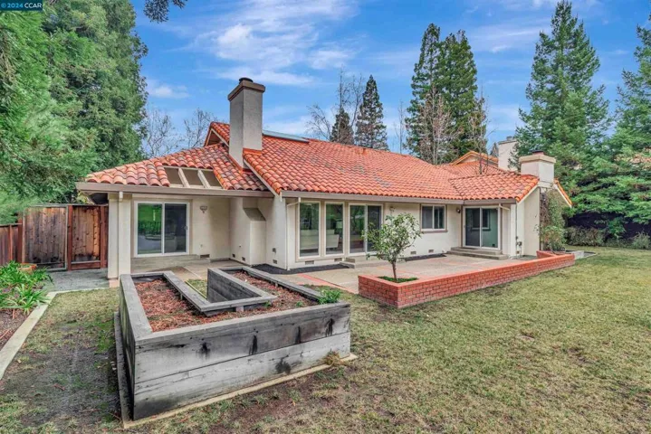 717 Liquidamber Pl, Danville, California 94506