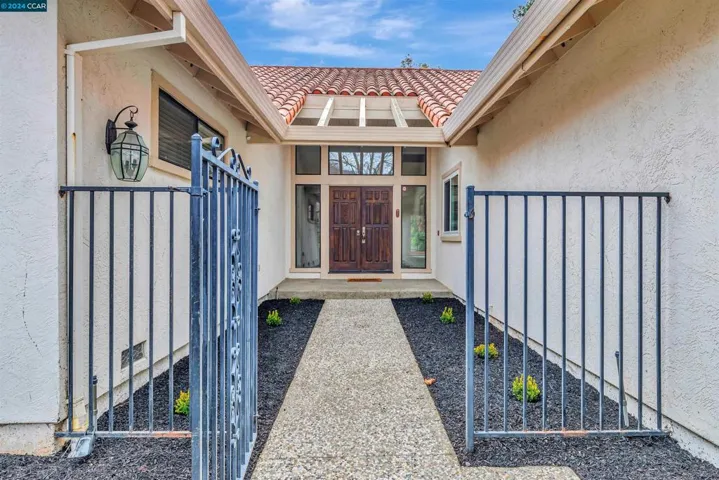 717 Liquidamber Pl, Danville, California 94506