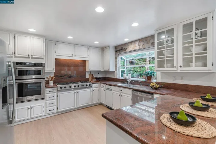 717 Liquidamber Pl, Danville, California 94506