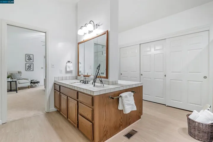 717 Liquidamber Pl, Danville, California 94506