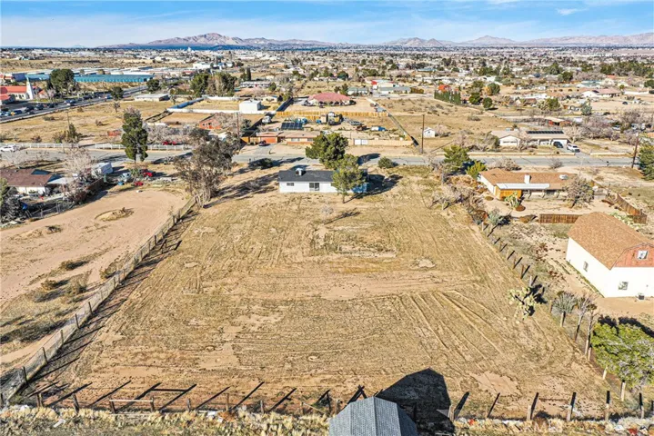 17625 Linden Street, Hesperia, California 92345