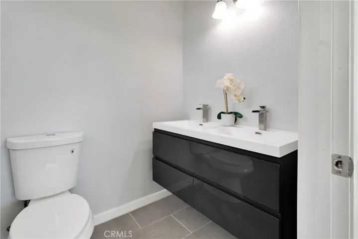 17625 Linden Street, Hesperia, California 92345