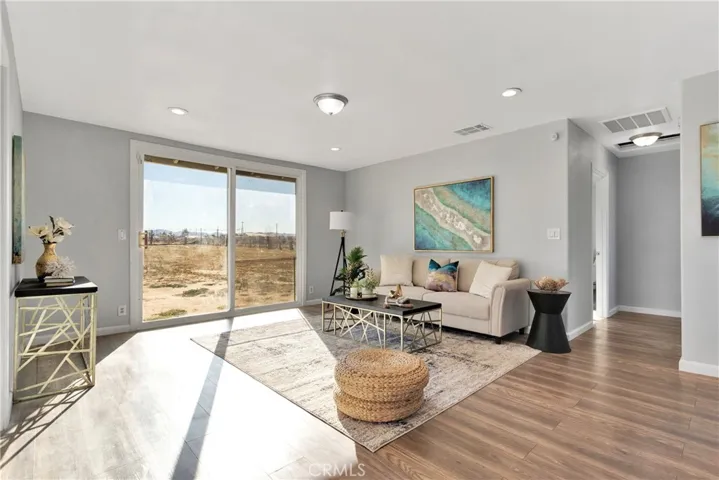 17625 Linden Street, Hesperia, California 92345