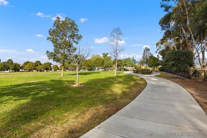 7638 Heatherly Ln, San Diego, California 92130