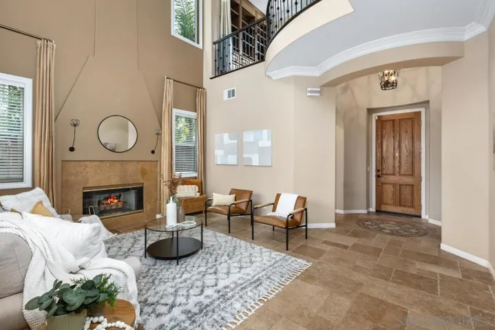 7638 Heatherly Ln, San Diego, California 92130