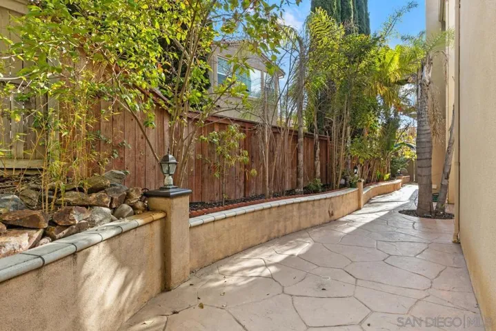 7638 Heatherly Ln, San Diego, California 92130