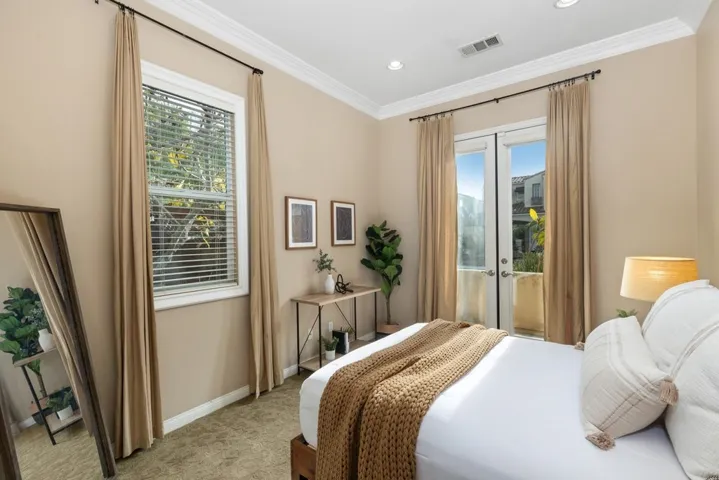 7638 Heatherly Ln, San Diego, California 92130