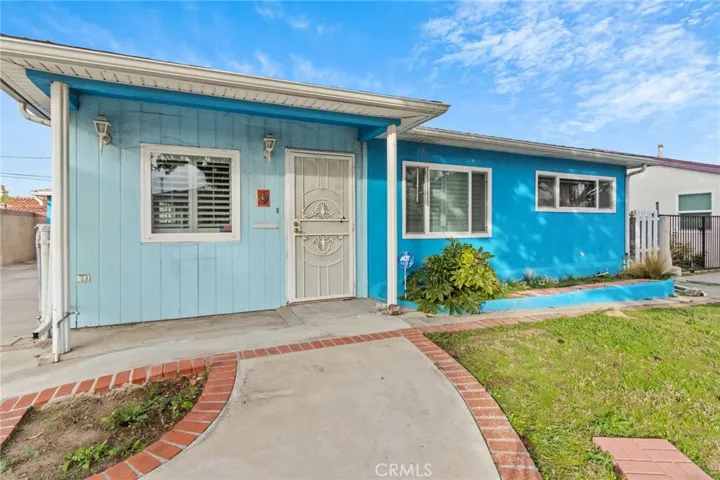 2433 W 238th Street, Torrance, California 90501