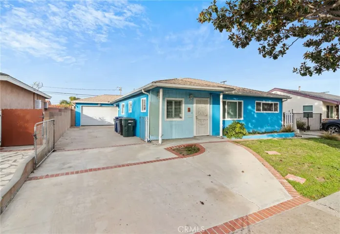 2433 W 238th Street, Torrance, California 90501
